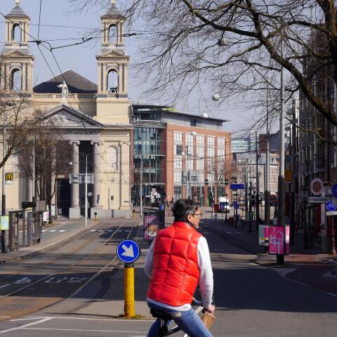 Άδειοι δρόμοι στο Άμστερνταμ 