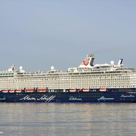 Το κρουαζιερόπλοιο Mein Schiff 6