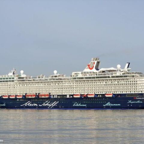 Το κρουαζιερόπλοιο Mein Schiff 6