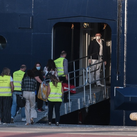 Κλιμάκιο της Περ. Αττικής στο κρουαζιερόπλοιο Mein Schiff 6