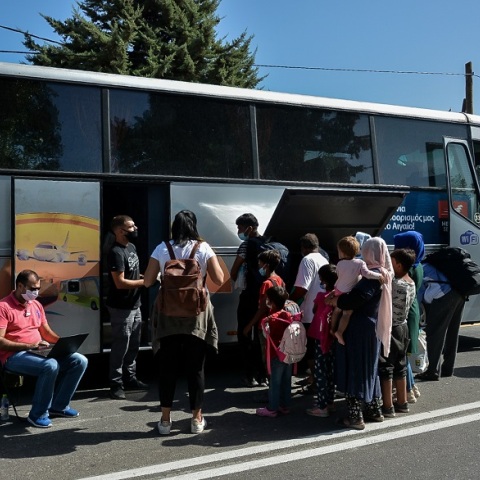 Μεταφορά προσφύγων
