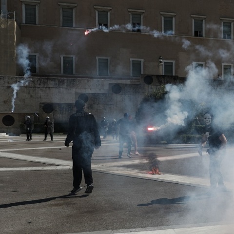 Επεισόδια στο πανεκπαιδευτικό συλλαλητήριο στο κέντρο της Αθήνας 
