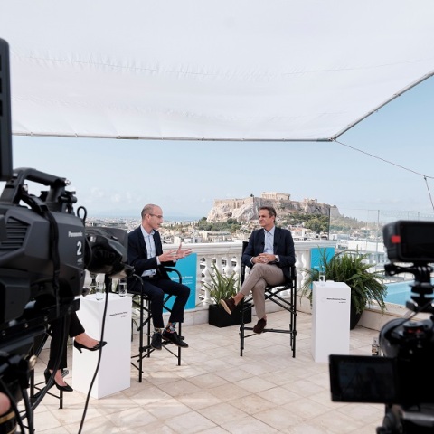 Κυριάκος Μητσοτάκης - Yuval Noah Harari