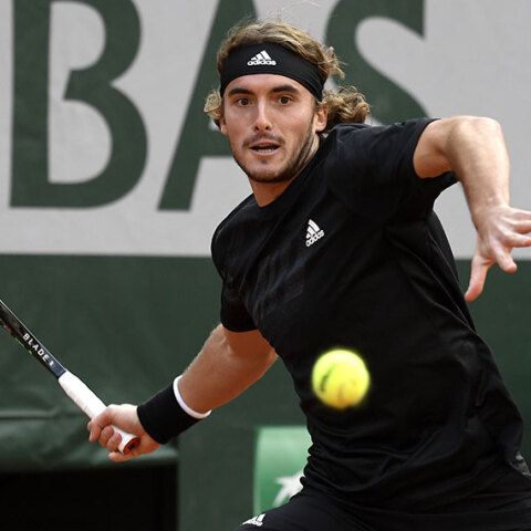 thumbnail_stefanos-tsitsipas-roland-garros.jpg