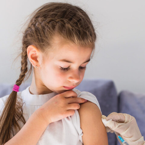 Μηνιγγίτιδα Β: Πρόληψη με σωστή ενημέρωση και εμβολιασμό