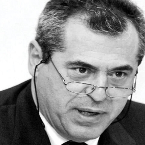 Ο Άγγελος Χατζάκης μιλάει στην ATHENS VOICE