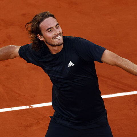 Ισοπεδωτικός ο Στέφανος Τσιτσιπάς στα προημιτελικά του Ρολάν Γκαρός, «πάτησε» τον Αντρέι Ρούμπλεφ και πέρασε στους «4» του γαλλικού Γκραν Σλαμ