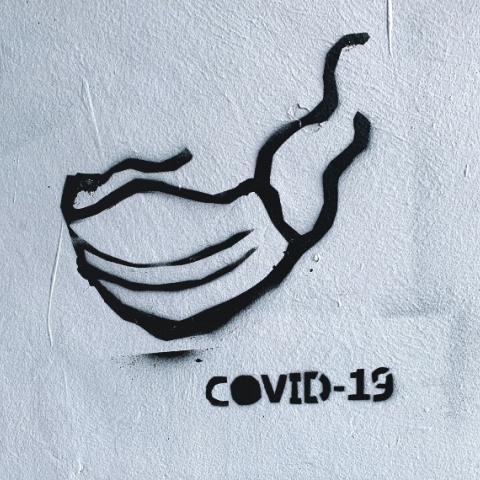 COVID-19 μάσκα