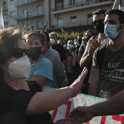 ΜΑΓΔΑ ΦΥΣΣΑ - ΑΠΟΦΑΣΗ ΣΤΗΝ ΔΙΚΗ ΤΗΣ ΧΡΥΣΗΣ ΑΥΓΗΣ // ΑΝΤΙΦΑΣΙΣΤΙΚΗ ΣΥΓΚΕΝΤΡΩΣΗ ΤΟΥ ΠΑΜΕ ΕΞΩ ΑΠΟ ΤΟ ΕΦΕΤΕΙΟ