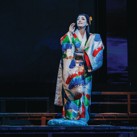 Η διάσημη Αλβανίδα υψίφωνος, Ερμονέλα Γιάχο, μιλάει στην Athens Voice