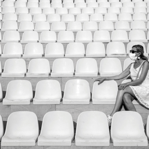 Bettina Musatti: Μασκοφορεμένη ζωή