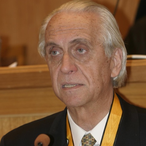 Ο αρχαιολόγος Νίκος Ζίας