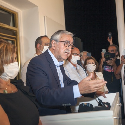 Μουσταφά Ακιντζί 