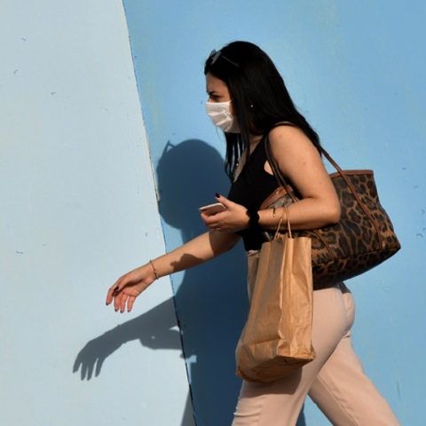 Κορωνοϊός - Μάσκα