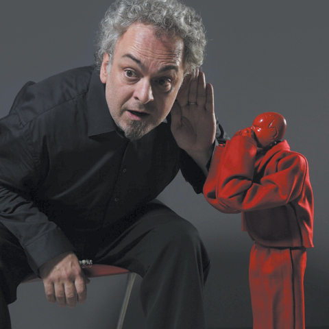 Monie & Monie Conniente και ο υπέροχα διεστραμμένος αρχηγός τους Διογένης Δασκάλου 