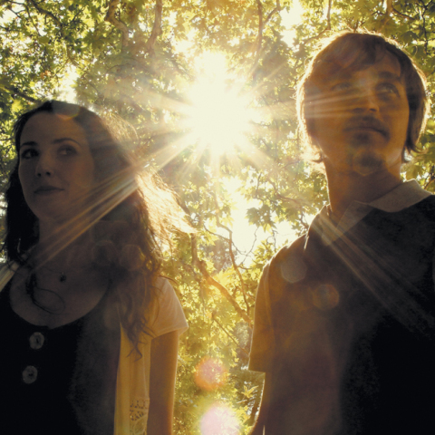 Οι Moa Bones αναζητούν το φως