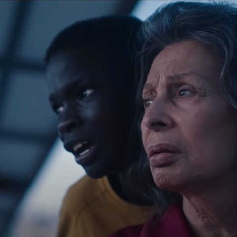 Σκηνή από τη νέα ταινία με τη Σοφία Λόρεν «Η Ζωή Μπροστά Σου»