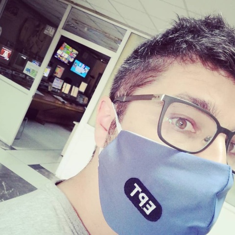 Ο δημοσιογράφος Λάμπρος Κωνσταντάρας