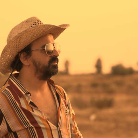 Ο μουσικός Monsieur Minimal