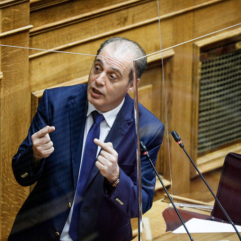 ΚΥΡΙΑΚΟΣ ΒΕΛΟΠΟΥΛΟΣ ΕΛΛΗΝΙΚΗ ΛΥΣΗ  ΣΤΗΝ ΟΛΟΜΕΛΕΙΑ ΤΗΣ ΒΟΥΛΗΣ