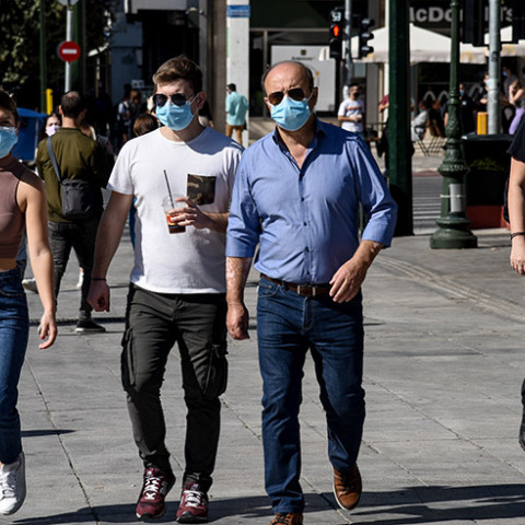 ΥΠΟΧΡΕΩΤΙΚΗ ΧΡΗΣΗ ΜΑΣΚΑΣ ΣΕ ΕΞΩΤΕΡΙΚΟΥΣ ΧΩΡΟΥΣ - ΣΤΙΓΜΙΟΤΥΠΑ ΑΠΟ ΤΟ ΚΕΝΤΡΟ ΤΗΣ ΑΘΗΝΑΣ (ΔΑΓΑΛΑΚΗΣ ΓΙΩΡΓΟΣ