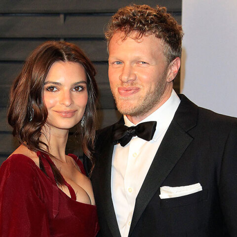 Η Έμιλι Ραταϊκόφσκι με τον σύζυγό της, Σεμπαστιάν Μπέαρ Μακ Κλαρντ