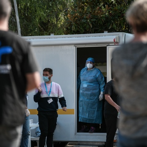 Κλιμάκιο του ΕΟΔΥ για rapid test στο Περιστέρι