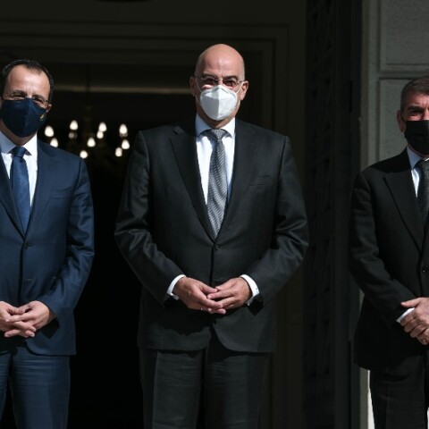 Ο Νίκος Δένδιας κατά την τριμερή συνάντηση Ελλάδας-Κύπρου-Αιγύπτου