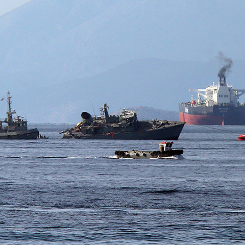 ΣΥΓΚΡΟΥΣΗ ΦΟΡΤΗΓΟΥ ΠΛΟΙΟΥ ΜΕ ΠΛΟΙΟ ΤΟΥ ΠΟΛΕΜΙΚΟΥ ΝΑΥΤΙΚΟΥ 