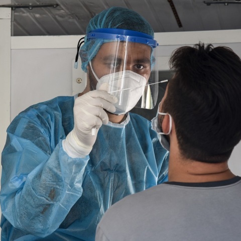 Rapid Tests από κλιμάκια του ΕΟΔΥ