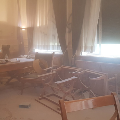 Επίθεση κουκουλοφόρων στο γραφείο του πρύτανη του ΟΠΑ