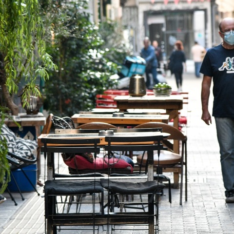 Κορωνοϊος- Εστίαση- Μάσκα