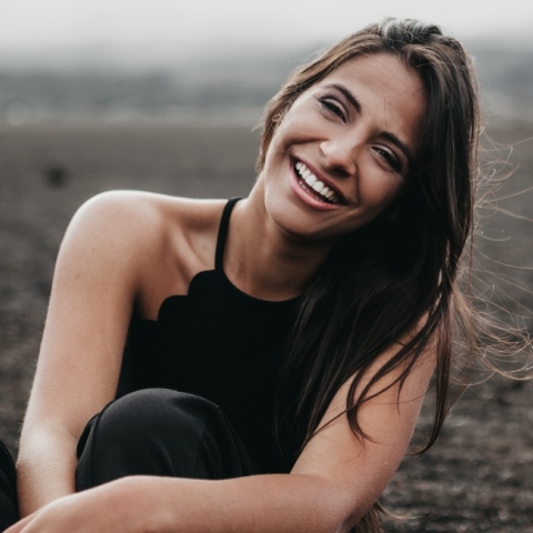 Γυναίκα που χαμογελάει