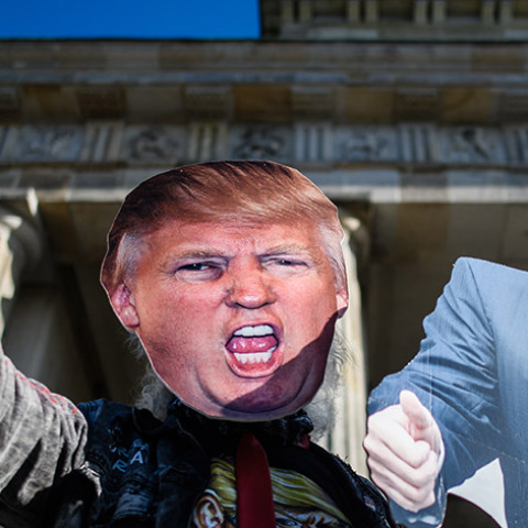 Ο γερμανικός Τύπος επικρίνει τον Τραμπ 