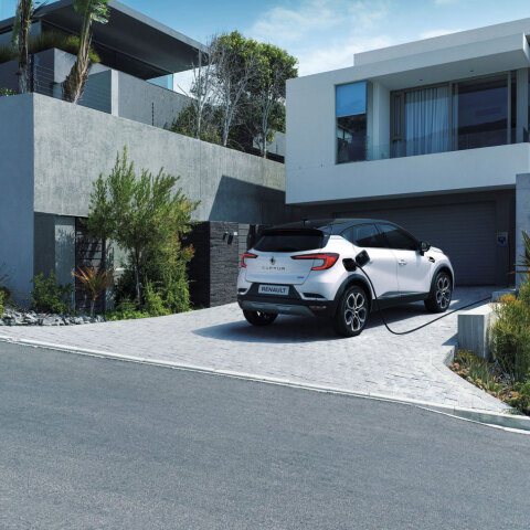 Λευκό αυτοκίνητο Renault