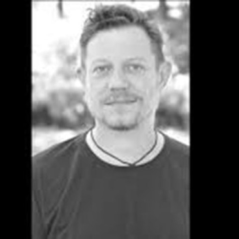 Έφυγε από τη ζωή ο ηθοποιός Βαγγέλης Χατζηνικολάου