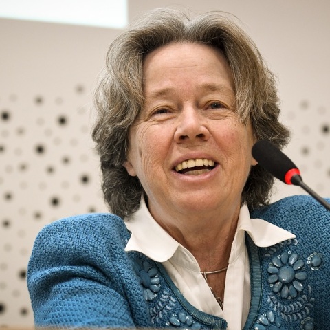 Η καθηγήτρια Αθηνά Λινού 