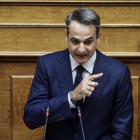 Στιγμιότυπο από την ομιλία του Κυριάκου Μητσοτάκη στη Βουλή