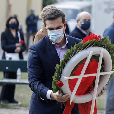  ΚΑΤΑΘΕΣΗ ΣΤΕΦΑΝΟΥ ΑΠΟ ΤΟΝ ΠΡΟΕΔΡΟ ΤΟΥ ΣΥΡΙΖΑ ΑΛ. ΤΣΙΠΡΑ ΣΤΟ ΕΑΤ - ΕΣΑ