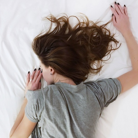 Κοπέλα που κοιμάται