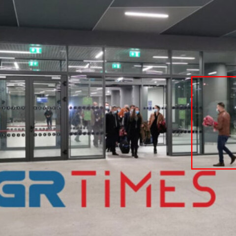 Με κόκκινα τριαντάφυλλα υποδέχτηκαν στη Θεσσαλονίκη τις νοσηλεύτριες από την Κρήτη