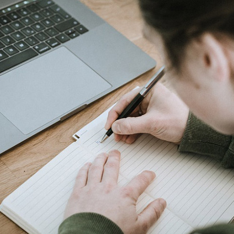 Τηλεκπαίδευση 