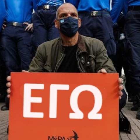 Ο Γιάνης Βαρουφάκης στην πορεία για την επέτειο του Πολυτεχνείου