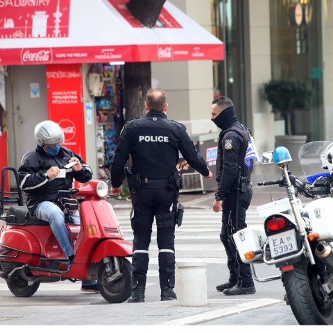 Έλεγχοι της Αστυνομίας για την τήρηση των μέτρων 