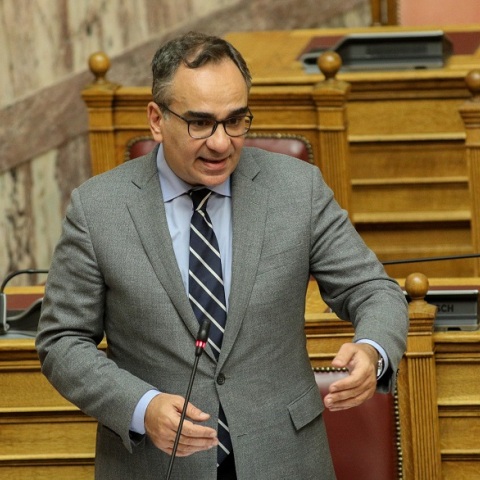 Βασίλης Κοντοζαμάνης