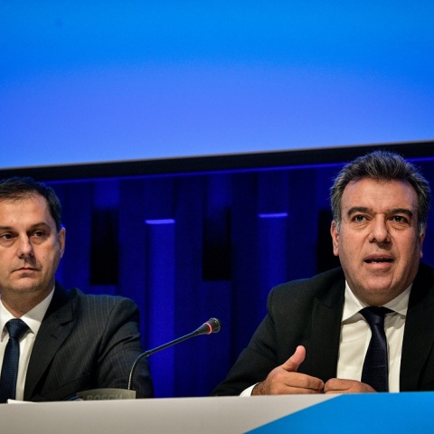 Ο υπουργός Τουρισμού, Χάρης Θεοχάρης και ο υφυπουργός, Μάνος Κόνσολας