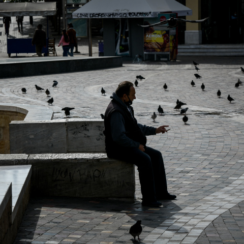 Έρευνα; Πώς κρίνουν οι πολίτες το δεύτερο lockdown;