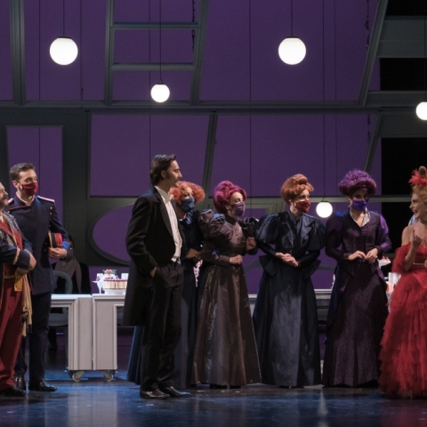 «Η Κυρία του Μαξίμ» σε σκηνοθεσία Θωμά Μοσχόπουλου σε Live streaming από Εθνικό Θέατρο 