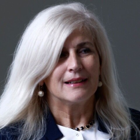 Η Ελένη Αυλωνίτου