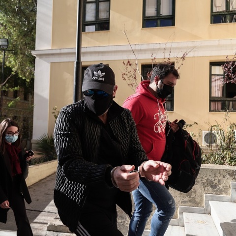 Ο τραγουδιστής Νότης Σφακιανάκης στην Ευελπίδων  